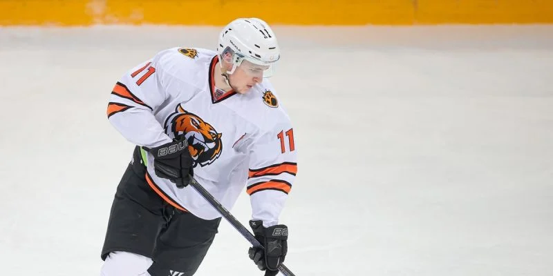 Амурские Тигры - АКМ-Юниор Амурские Тигры - АКМ-Юниор