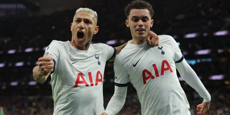 Тоттенхэм - Вулверхэмптон Тоттенхэм - Вулверхэмптон