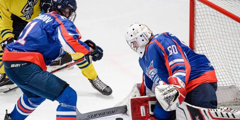 Сахалинские Акулы - АКМ-Юниор Сахалинские Акулы - АКМ-Юниор