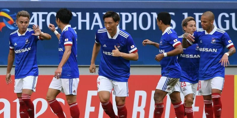 Йокогама Маринос - Бангкок Юнайтед