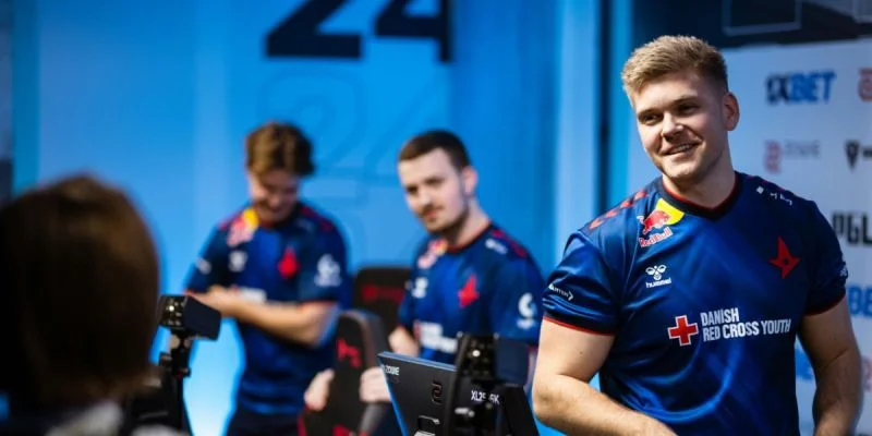 Monte - Astralis Monte - Astralis