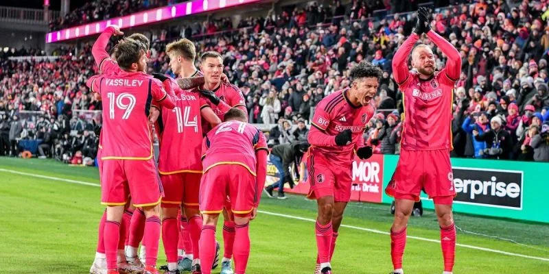 Сент-Луис Сити - Солт Лэйк Сент-Луис Сити - Солт Лэйк