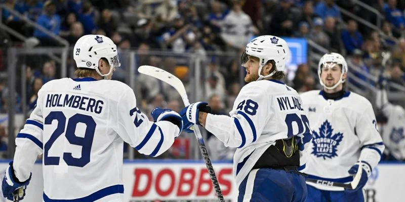 Колорадо - Торонто Колорадо - Торонто