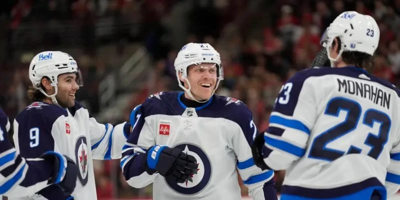 Виннипег Джетс - Аризона Виннипег Джетс - Аризона