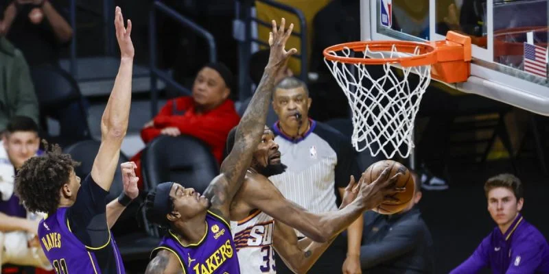 Финикс - Лейкерс