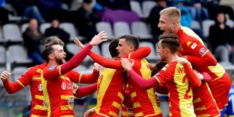 Ягелония - Корона Ягелония - Корона