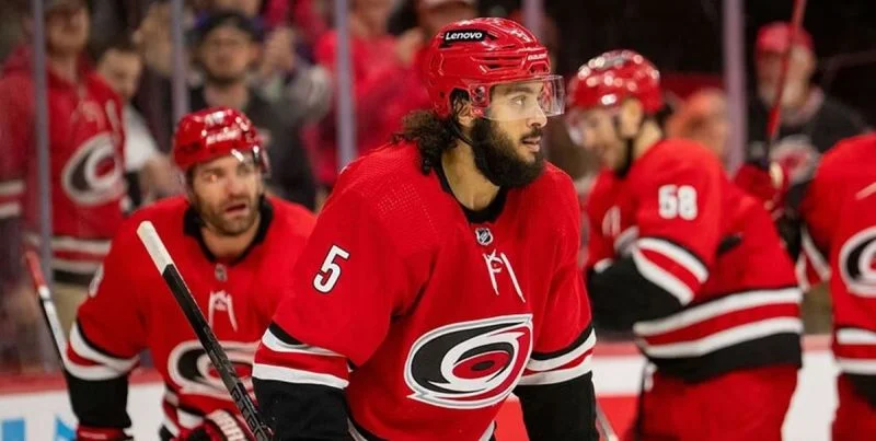 Каролина - Виннипег Джетс