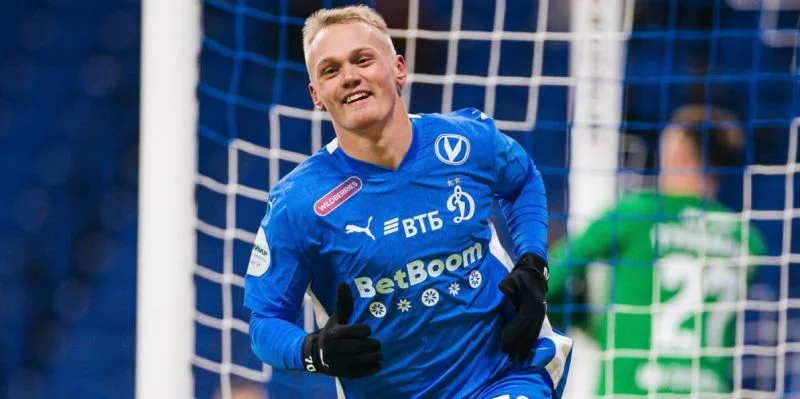 Динамо М - Локомотив