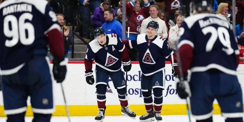 Колорадо - Детройт