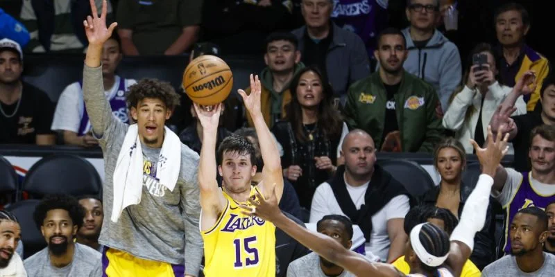 Лейкерс - Сакраменто