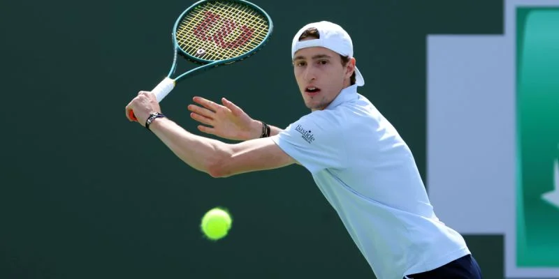 Томми Пол - Уго Умбер Томми Пол - Уго Умбер