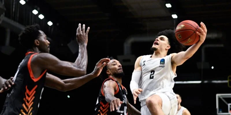 Университатя Клуж-Напока - Лондон Лайонс Университатя Клуж-Напока - Лондон Лайонс