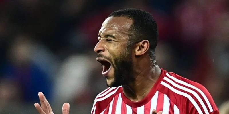 Прогноз на матч олимпиакос маккаби. Висенте иборра олимпиакос. Прогноз на матч олимпиакос маккаби. Прогноз на матч олимпиакос маккаби. 09 12 2015 олимпиакос арсенал.