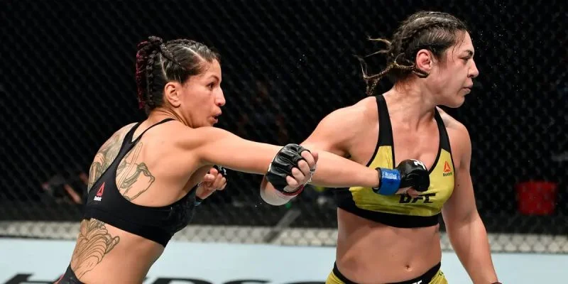 Пэнни Кианзад - Мэйси Чиассон Пэнни Кианзад - Мэйси Чиассон