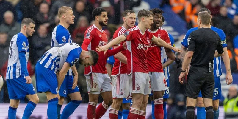 Лутон Таун - Ноттингем Форест Лутон Таун - Ноттингем Форест