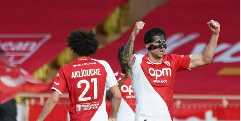 Монако - Лорьян