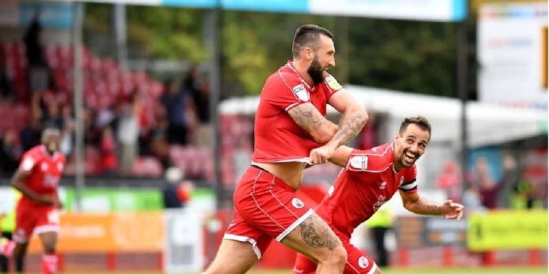 Кроли Таун - Стокпорт Кроли Таун - Стокпорт