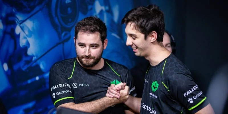 Imperial e-Sports - Apeks