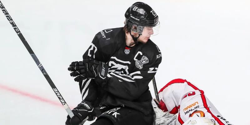 Белые Медведи - Омские Ястребы