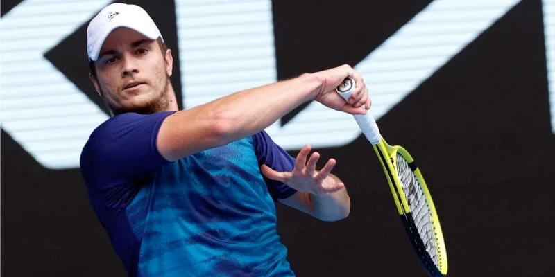 Миомир Кечманович - Цзюнчэн Шан Миомир Кечманович - Цзюнчэн Шан