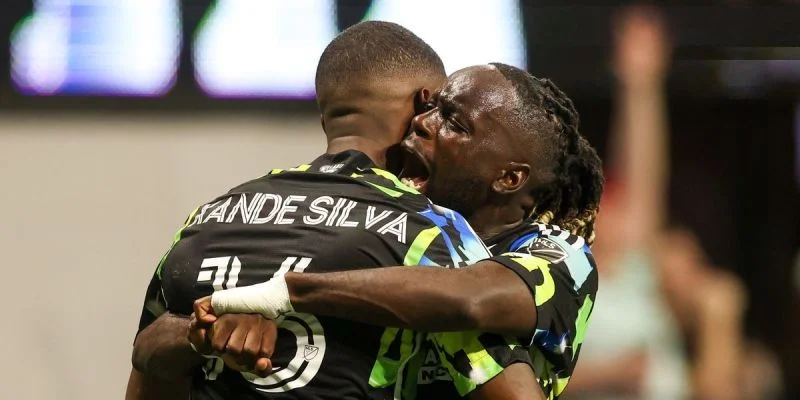 Шарлотт - Коламбус Шарлотт - Коламбус