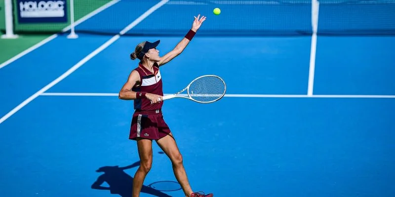 Эрика Андреева - Лукреция Стефанини