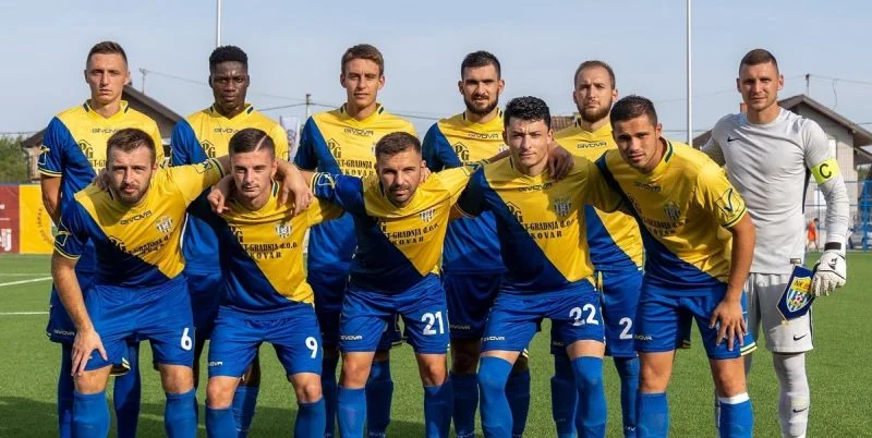 Биело Брдо - НК Радник Сесвете