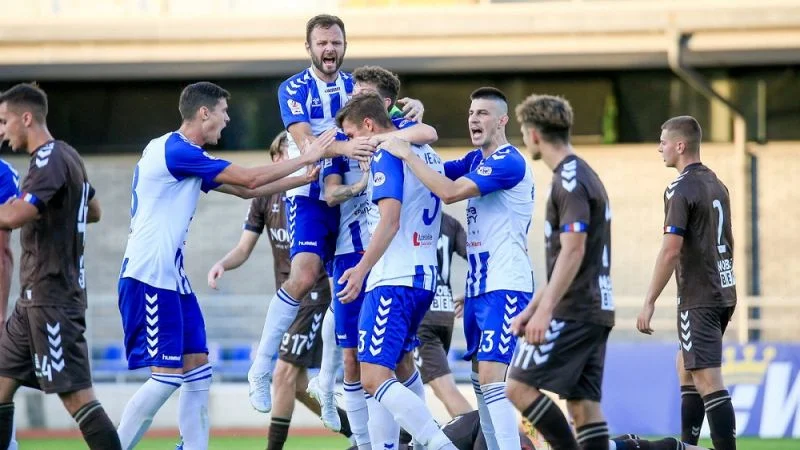 Висла Пулявы - Олимпия Эльблонг