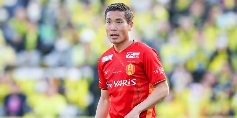 Нагоя - Йокогама Маринос