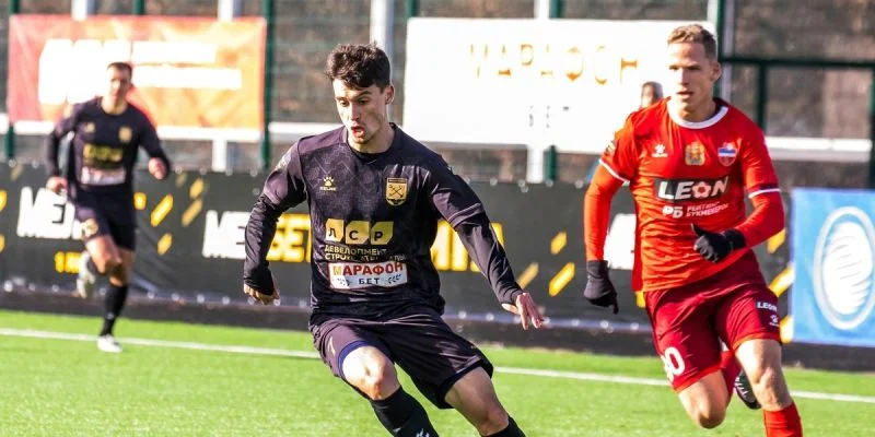 Шинник - Ленинградец