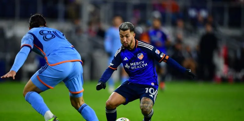 Шарлотт - Цинциннати Шарлотт - Цинциннати