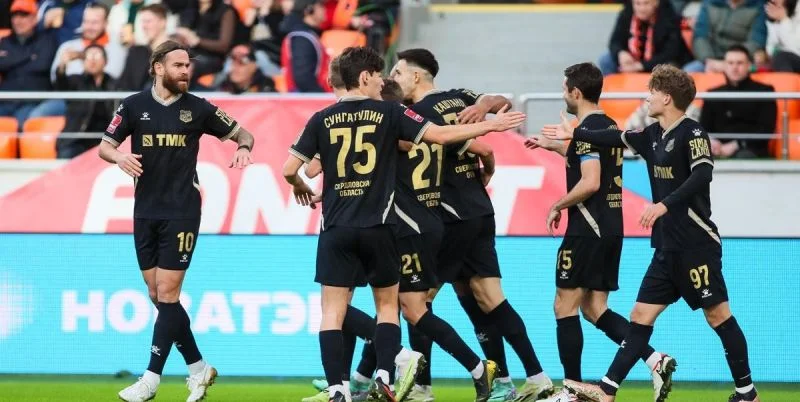 Урал - Крылья Советов Урал - Крылья Советов