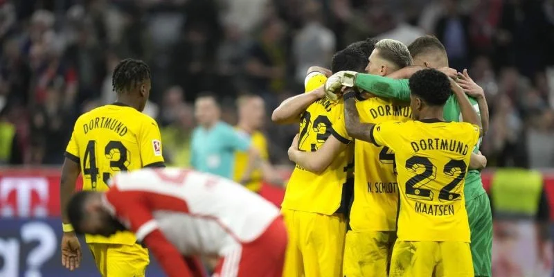 Боруссия Д - Штутгарт Боруссия Д - Штутгарт