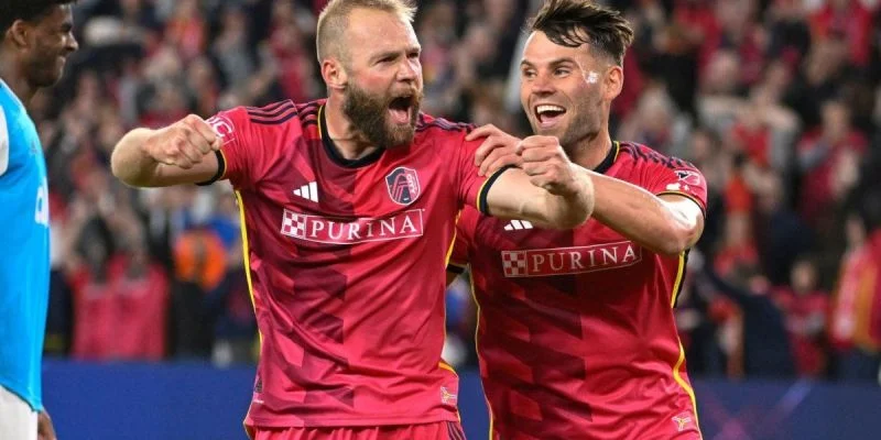 Сент-Луис Сити - Даллас