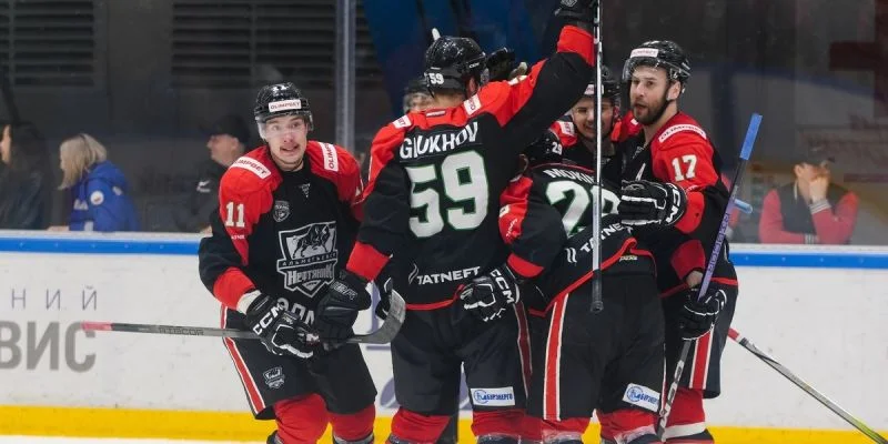 Нефтяник Ал - Рубин