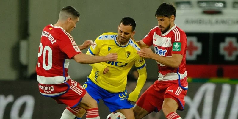 Кадис - Барселона Кадис - Барселона