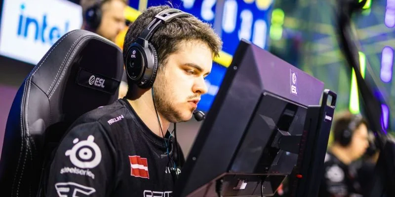 mousesports - FaZe Clan mousesports - FaZe Clan