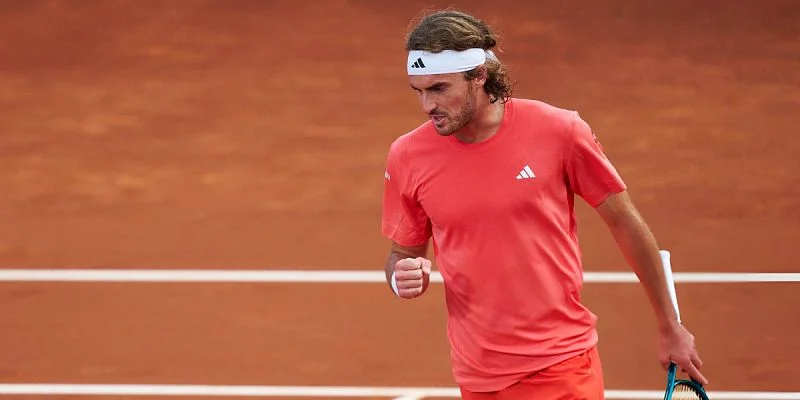 Факундо Диас Акоста - Стефанос Циципас