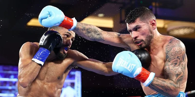 Арнольд Барбоса - Шон Маккомб Арнольд Барбоса - Шон Маккомб