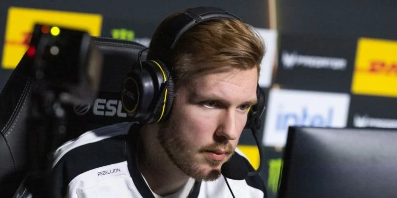 Talon Эспортс - Team Falcons Talon Эспортс - Team Falcons