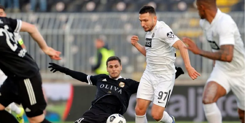 Чукарички - Младость