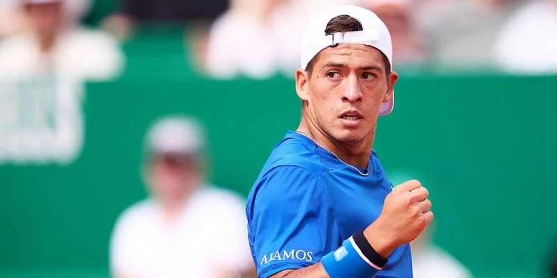 Себастьян Баес - Люка Ван Аш Себастьян Баес - Люка Ван Аш