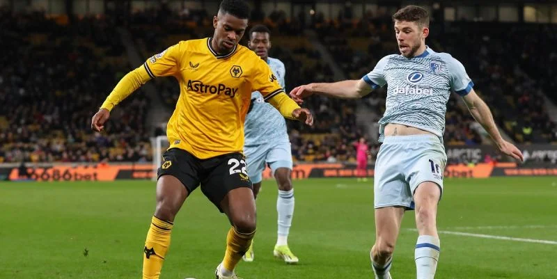 Вулверхэмптон - Лутон Таун Вулверхэмптон - Лутон Таун