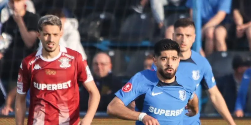 Рапид Бх - Университатя