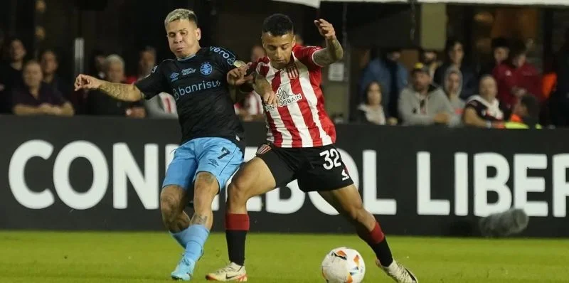 Операрио Ферровиарио - Гремио