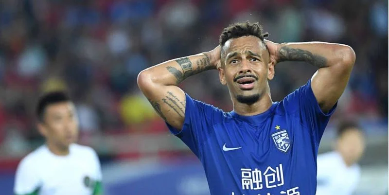 Чэнду - Ухань Три Таунс