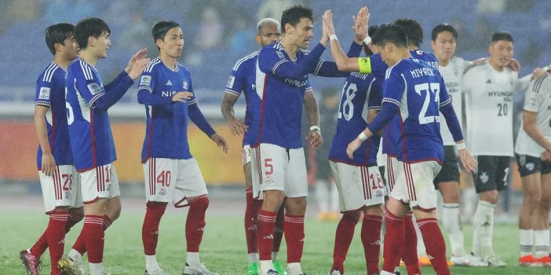 Йокогама Маринос - Ивата