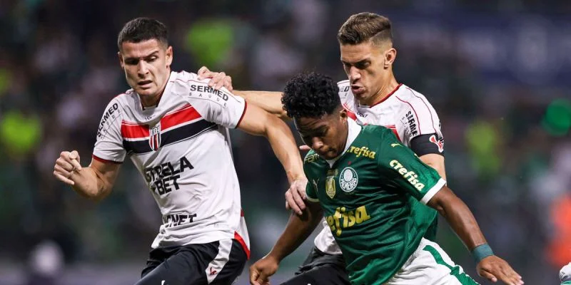 Витория - Сан Паулу Витория - Сан Паулу