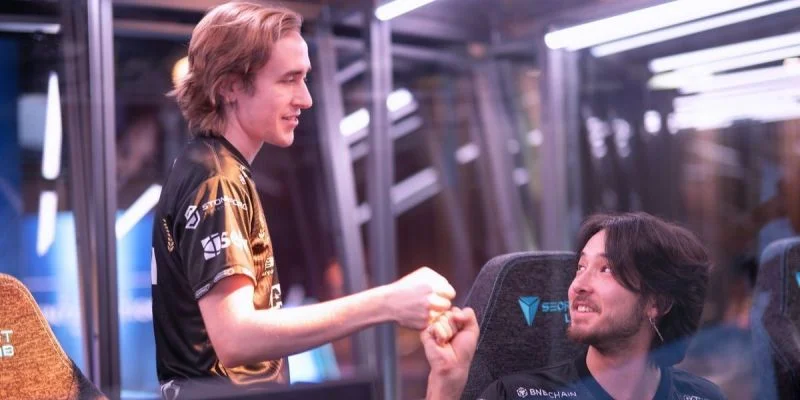 Gaimin Gladiators - Team Falcons Gaimin Gladiators - Team Falcons