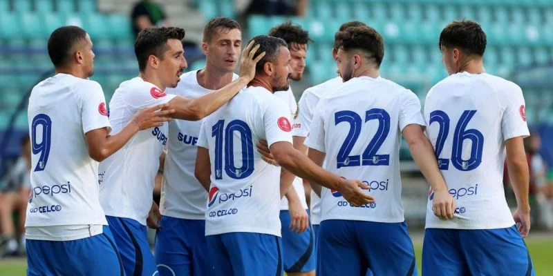 Фарул - Университатя Фарул - Университатя